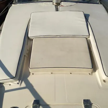 Botel Coast Top Gun Amalfi