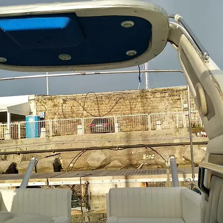 Botel Coast Top Gun Amalfi